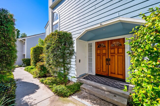 Building Photo - 620 Holbrook Ct