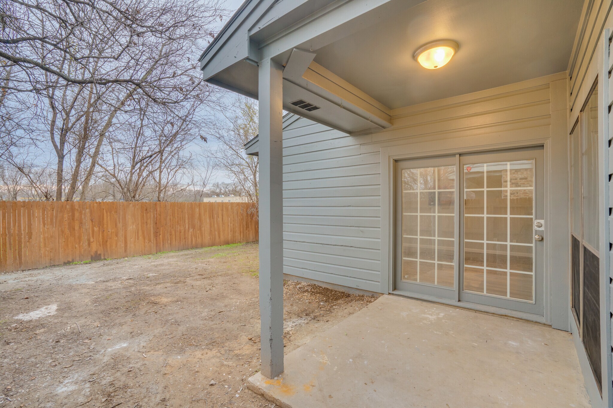 Building Photo - 317 Benjamin St