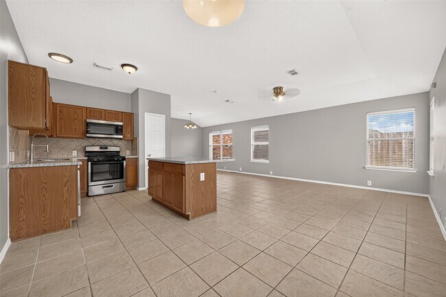Building Photo - 14922 Sugar Sweet Dr