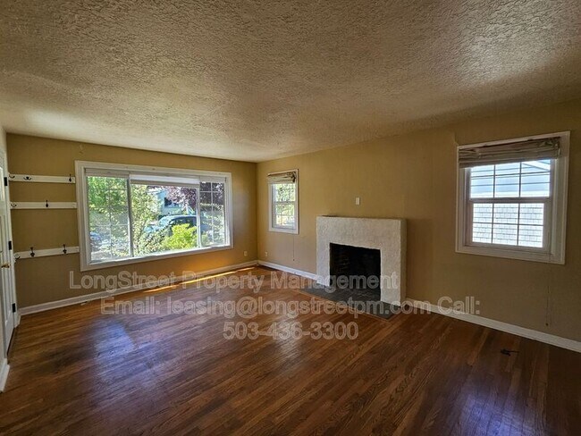 Building Photo - 7036 N Concord Ave