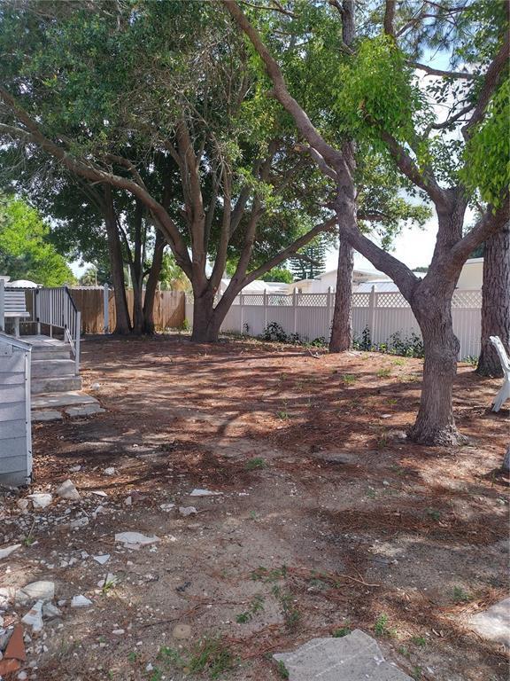 Building Photo - 2031 Lullaby Dr