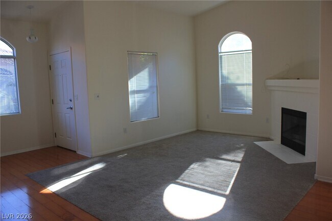 Building Photo - 700 Carnegie St