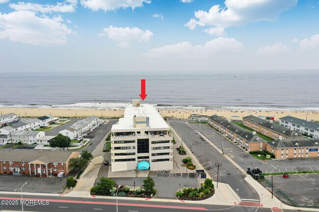 Building Photo - 525 Ocean Blvd