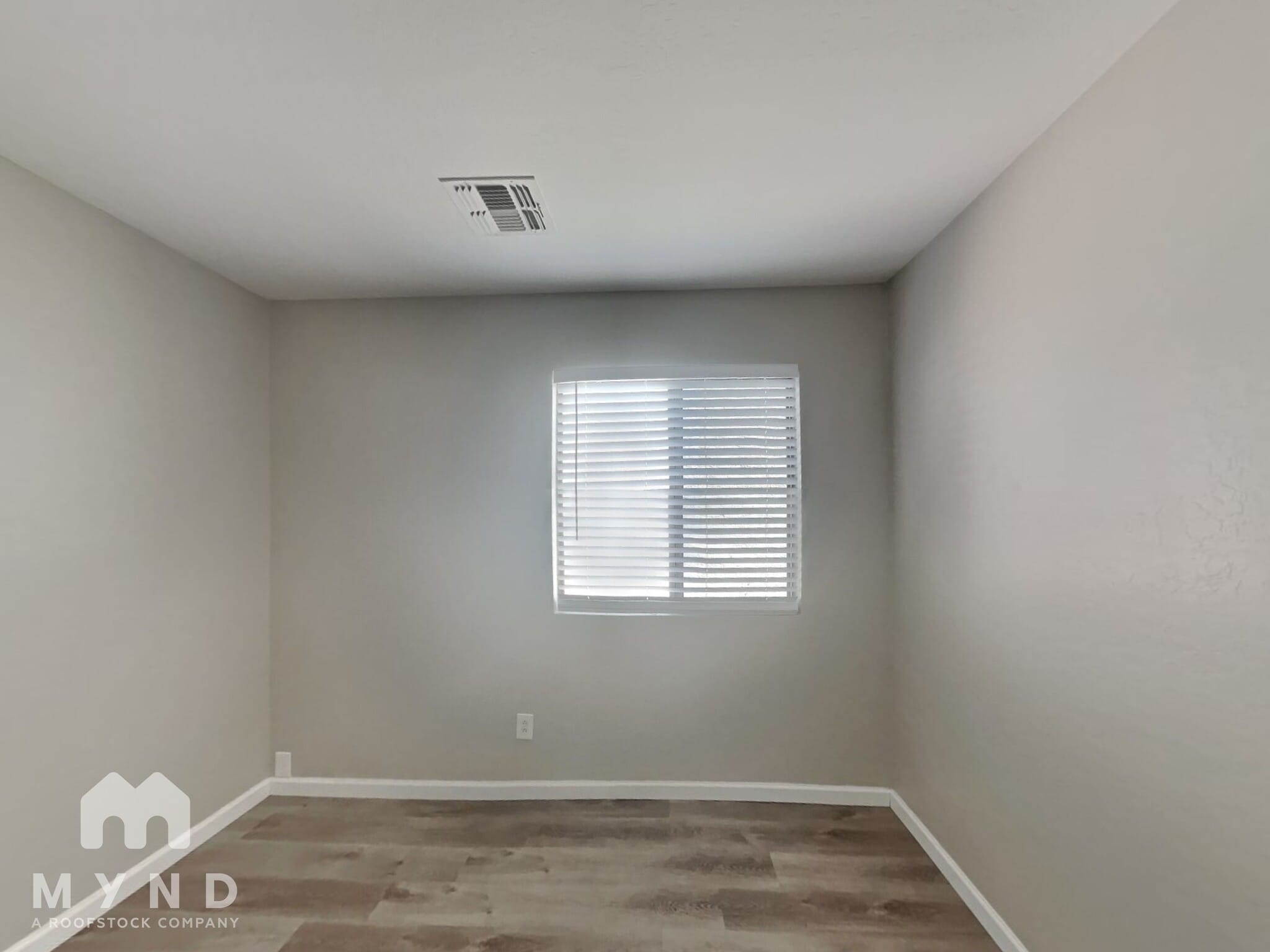 Building Photo - 3412 W Fraktur Rd