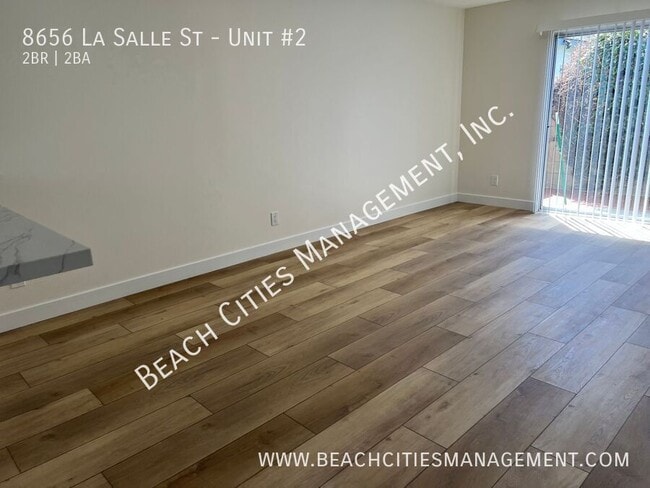 Building Photo - 8656 La Salle St