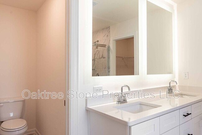 Building Photo - 3378 Skyland Dr