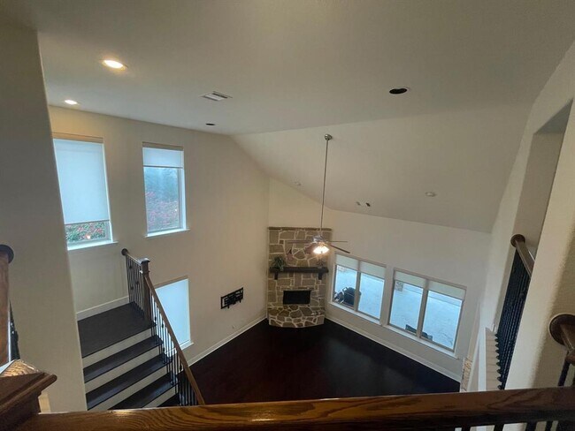 Building Photo - 3903 Birch Vale Ln
