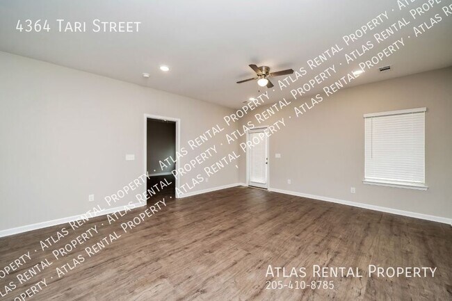 Building Photo - 4364 Tari St