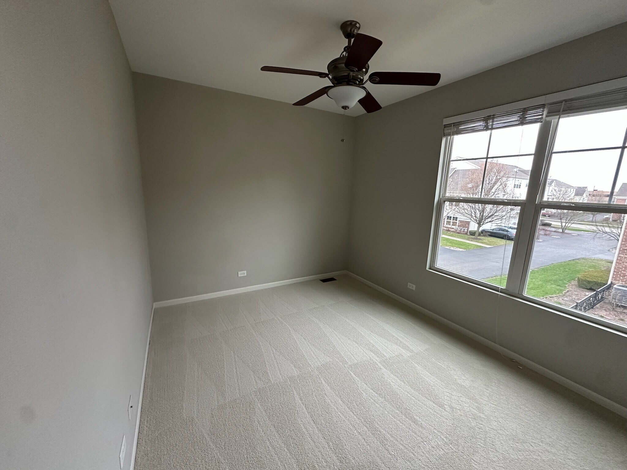 Building Photo - 603 Grosvenor Ln