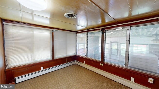 Building Photo - 16 Patapsco Rd