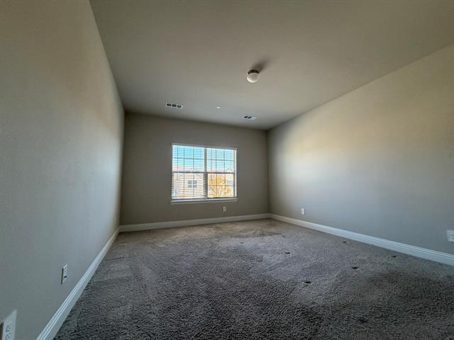 Building Photo - 624 Hutchinson Ln