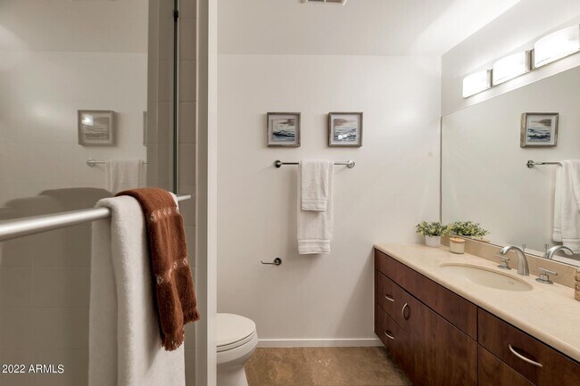 Building Photo - 7161 E Rancho Vista Dr