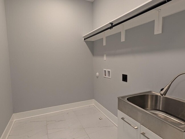 Building Photo - 4018 Southpoint Lndg Wy