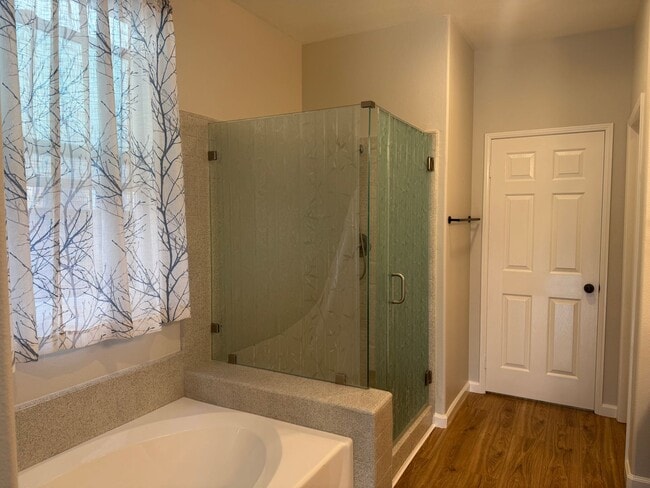 Building Photo - Stunning Home for Rent in Murrieta