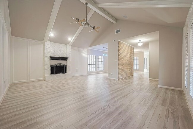Building Photo - 3127 Ashfield Dr