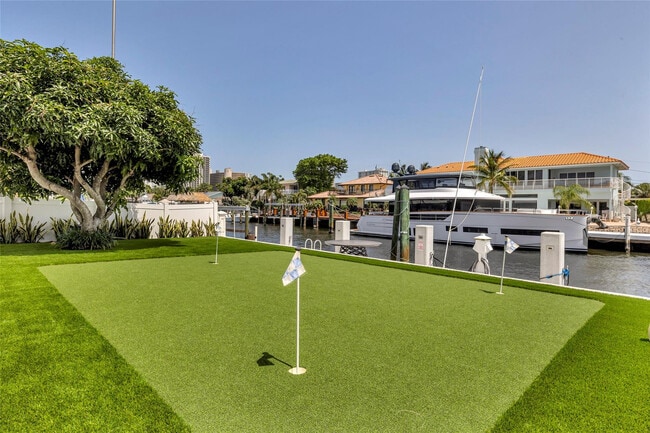 Building Photo - 3108 NE 42nd Ct