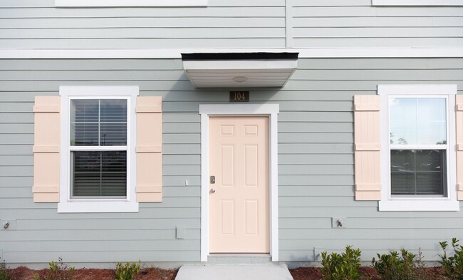 Building Photo - Coastal Living , St. Augustine, Townhouse