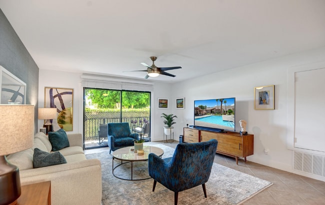 Building Photo - Serene Oasis Condo in Palm Springs (Monthly Only - No Long Term)