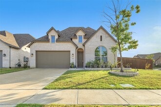 Building Photo - 1805 Everglades Dr