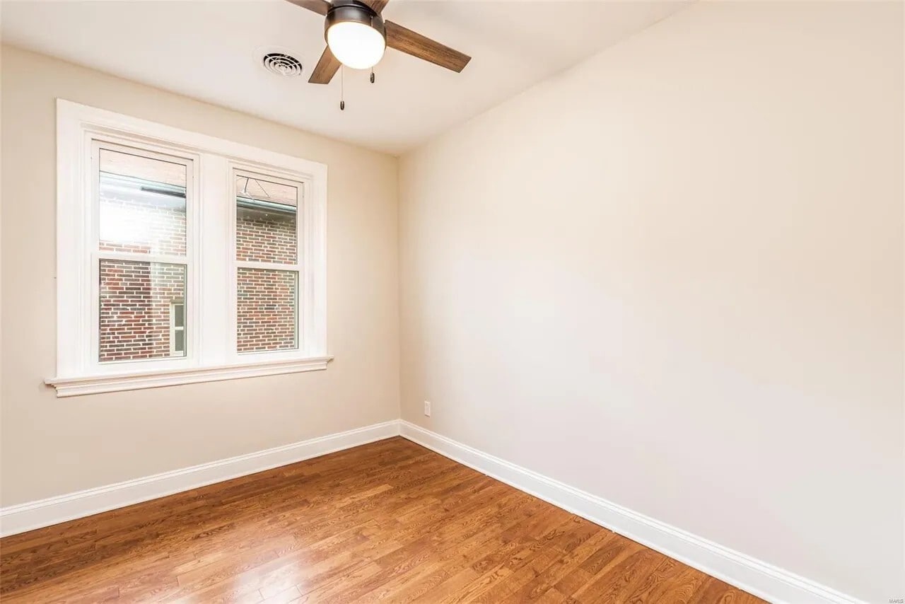 third bedroom/office - 7136 Amherst Ave