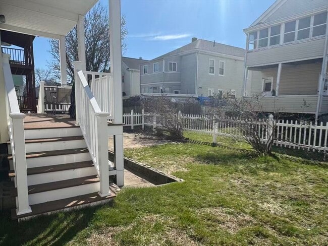 Building Photo - 23 Alexander Ave