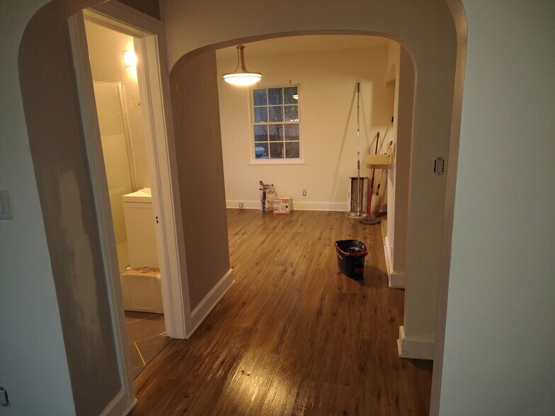 Building Photo - 1022 Brittain Rd