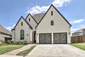 Building Photo - 1563 Jocelyn Dr