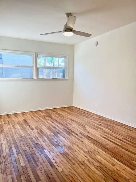 Building Photo - 2129 Ocean Ave
