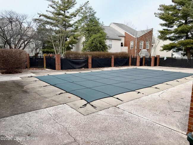 Building Photo - 749 Yorkwood Pl