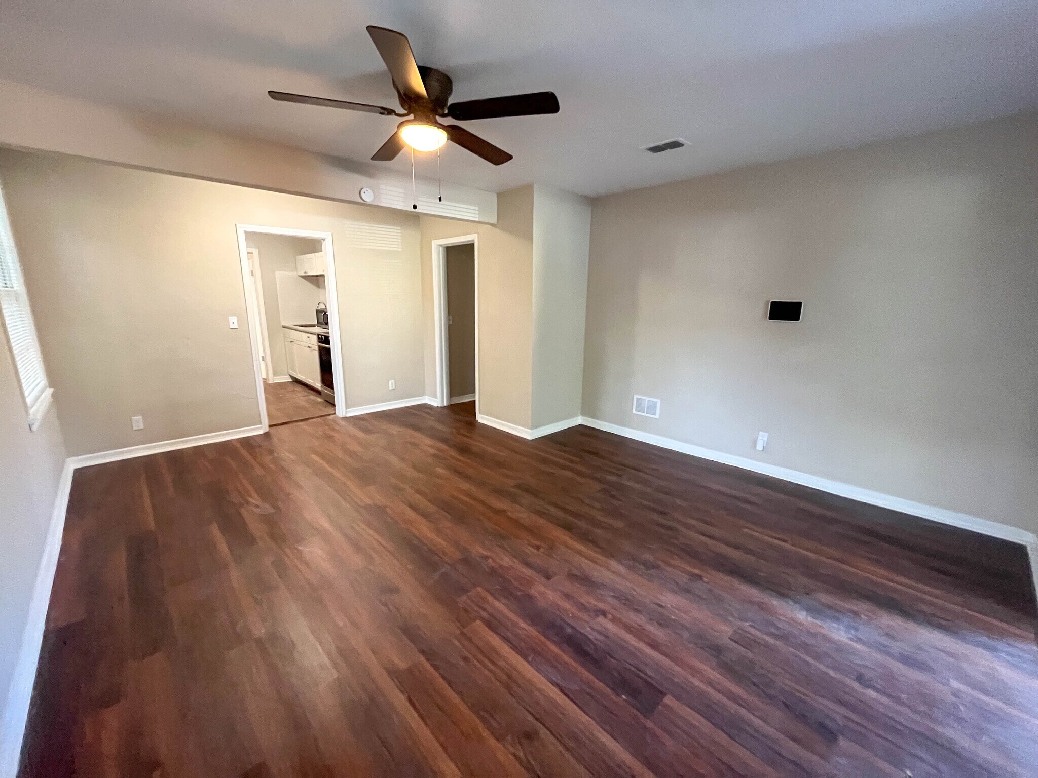 Building Photo - 1831 Bennett St