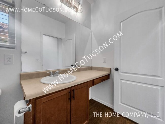 Building Photo - 6876 S Benedetti Ct