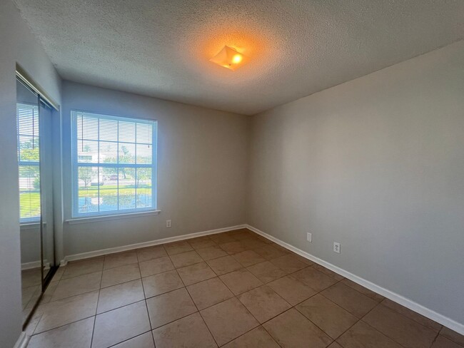 Building Photo - Myrtle Beach - 3 Bedroom / 2 Bathroom Condo