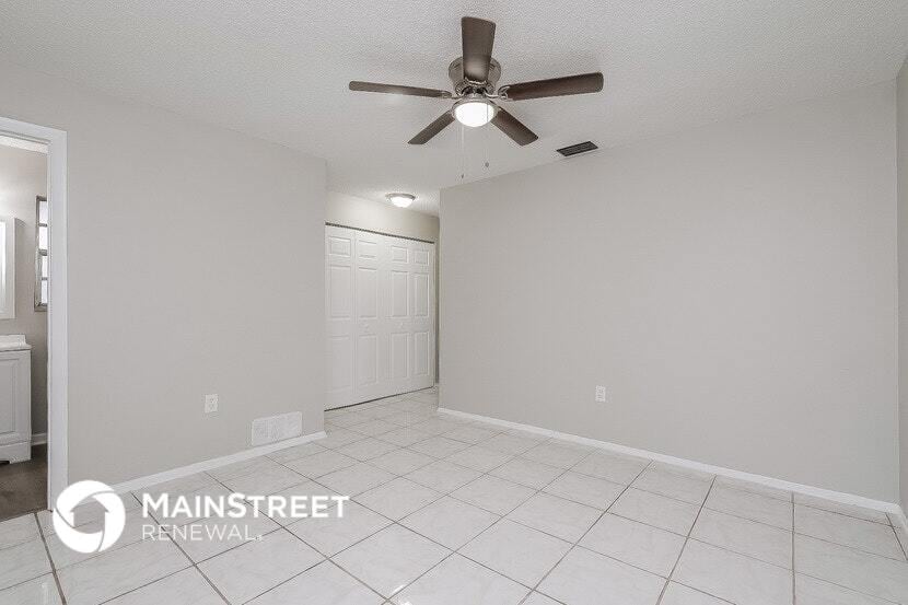 Building Photo - 7220 Exemplar Dr