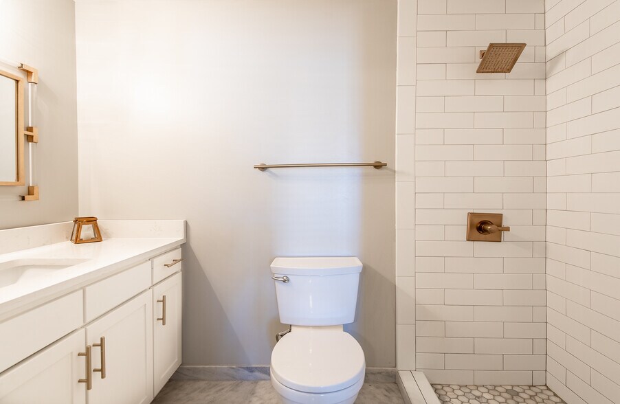 Building Photo - 4727 Jarboe St