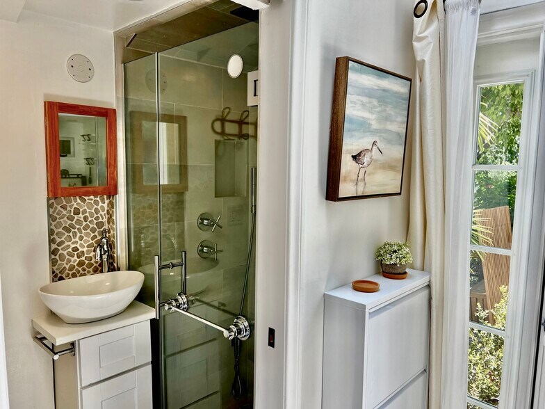 Building Photo - 13552 Rand Dr