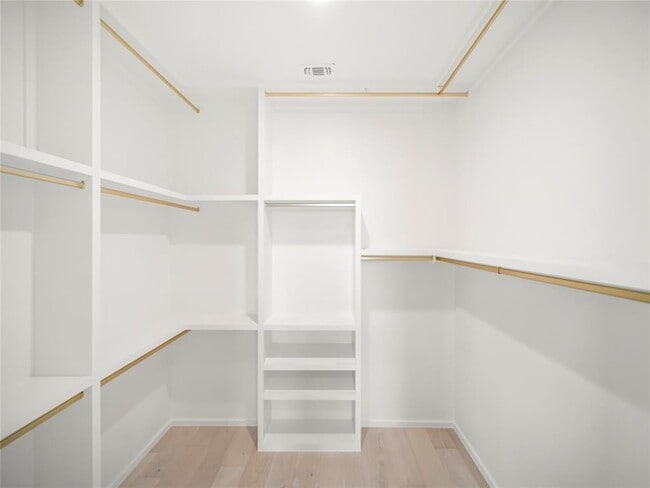 Building Photo - 2107 Brackenridge St