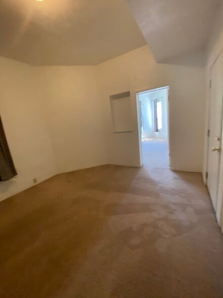 Building Photo - 514 Ivy St