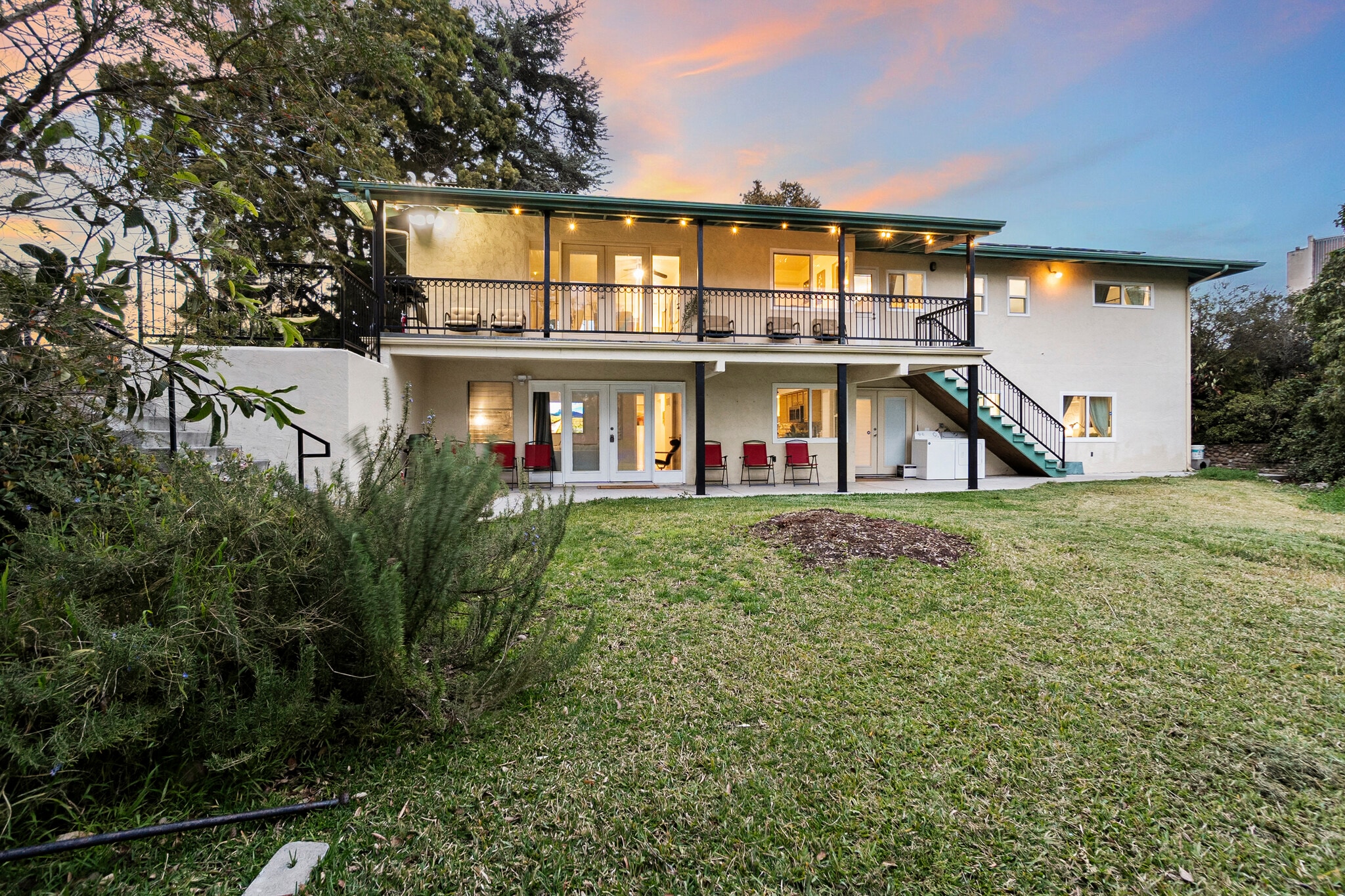 A spacious yard offering plenty of room for outdoor activities and relaxation. - 4989 Randlett Dr