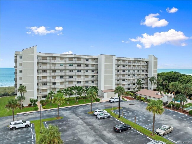 Building Photo - 10310 S Ocean Dr