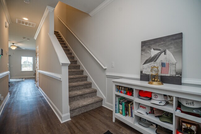 Building Photo - 24 Stafford Lp