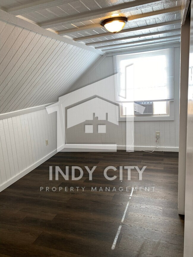 Building Photo - 6132 Raleigh Dr