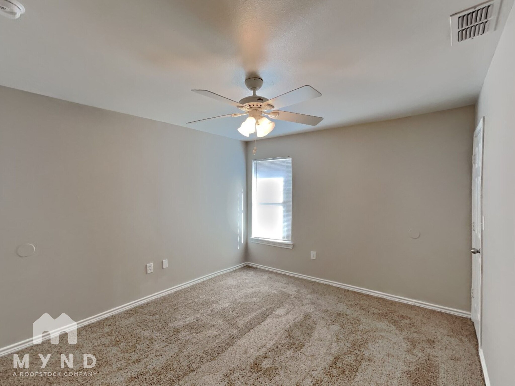 Building Photo - 5417 Harvard St