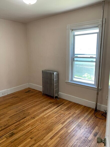 Building Photo - 3 Oswald St