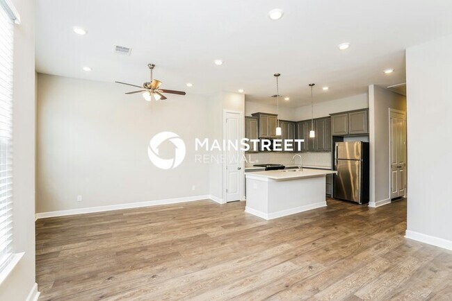 Building Photo - 3 Bedroom Pet-Friendly Home in Houston, TX with Main Street Renewal