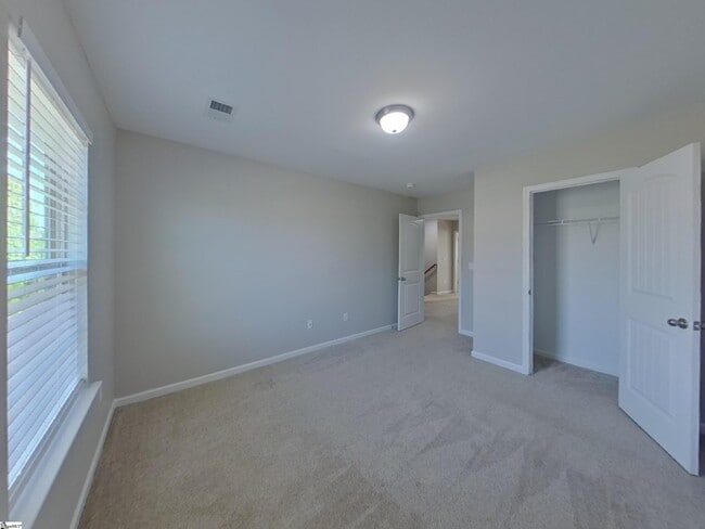 Building Photo - 701 Fountain Brook Ln
