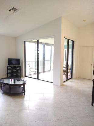 Building Photo - 5475 Verona Dr