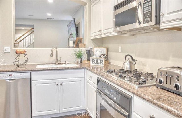 Building Photo - 2 Evergreen Rd