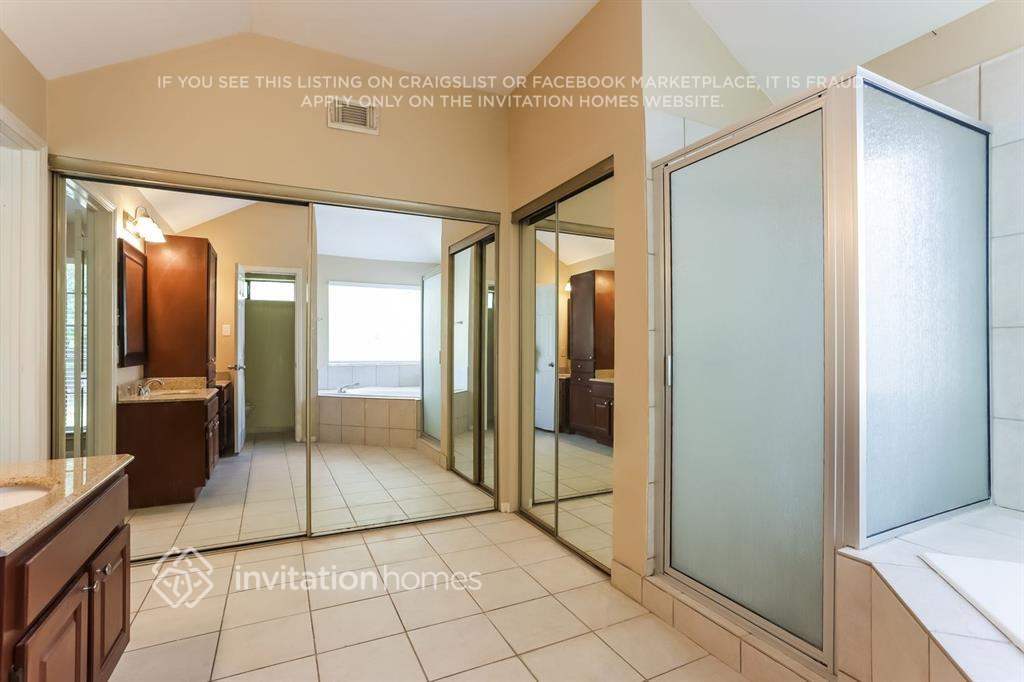 Building Photo - 12514 Mill Ln Dr