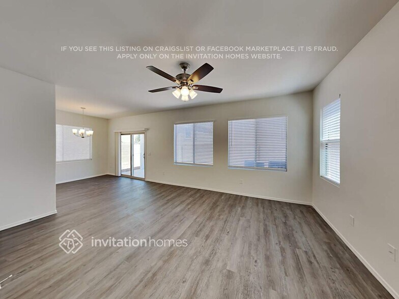 Building Photo - 4210 W Irwin Ave