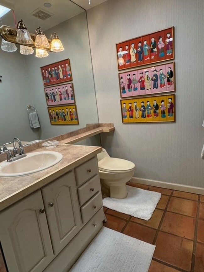 Building Photo - Chalet Palms in Rancho Mirage